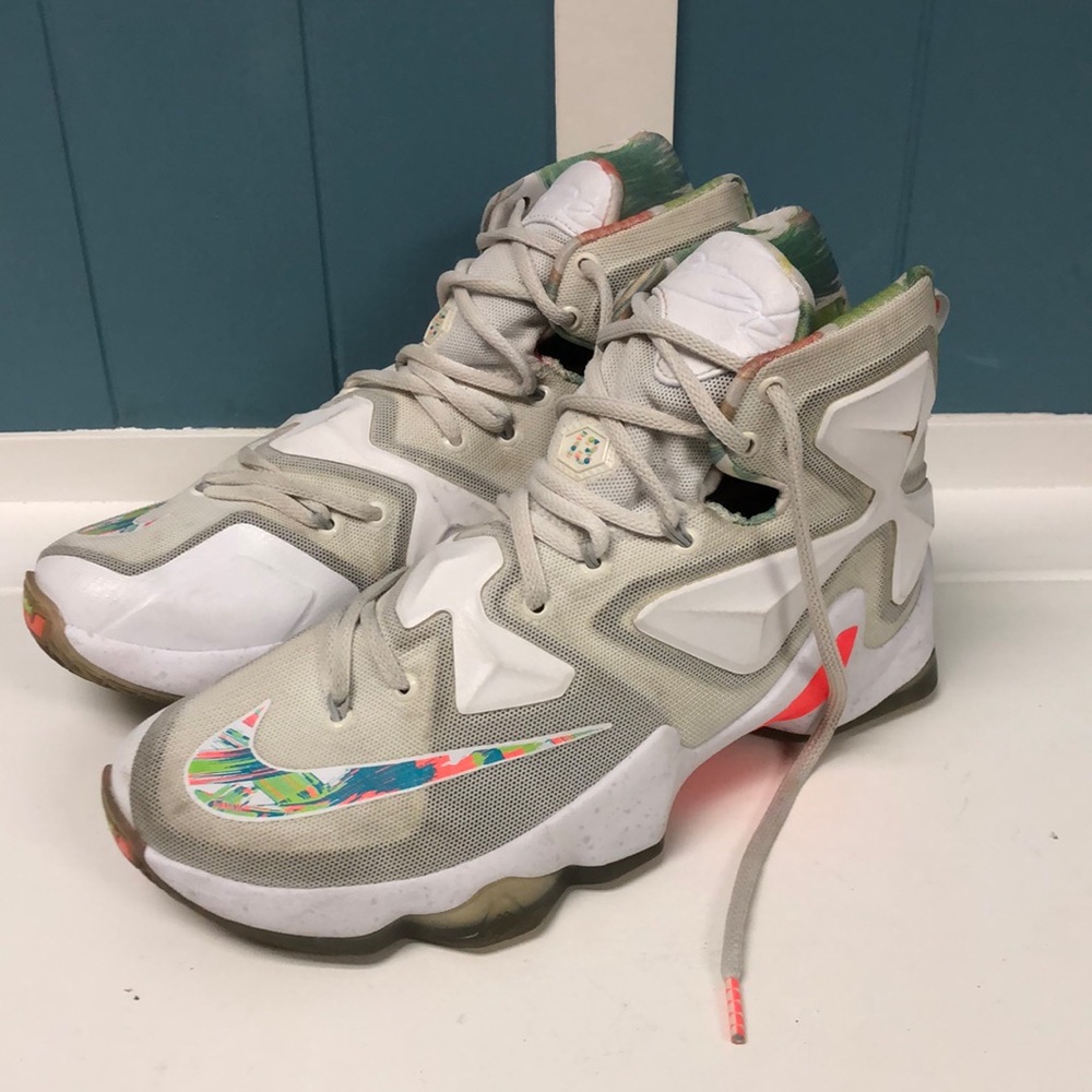 Nike LeBron 13 XIII Trece Easter GS White Mango Size M7.5‎ W8.5